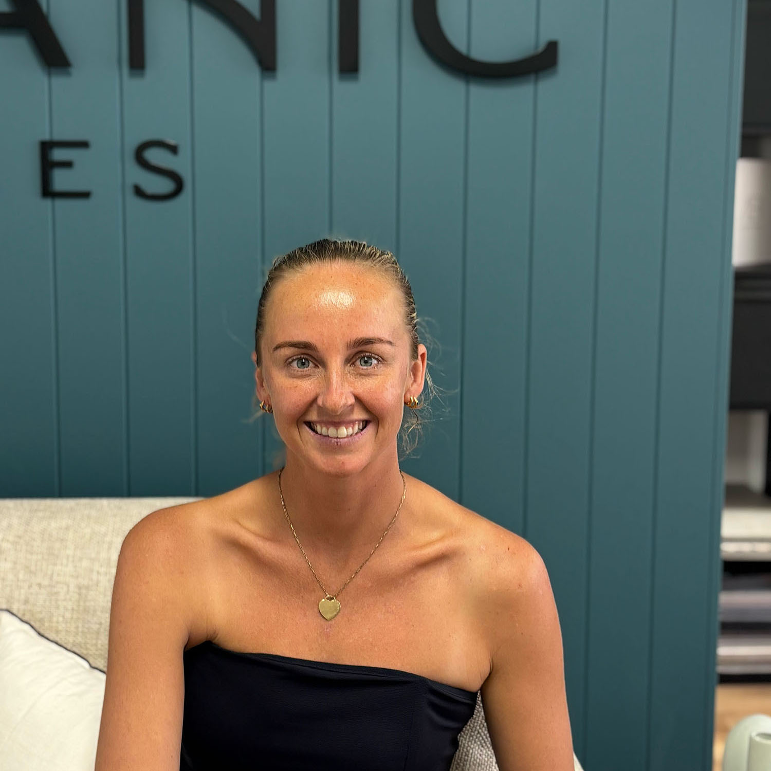 Amy Norton Amy Norton – Marketing Manager & Interior Designer